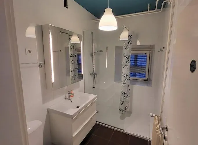 Romantic Old Town Flat With River View Διαμέρισμα